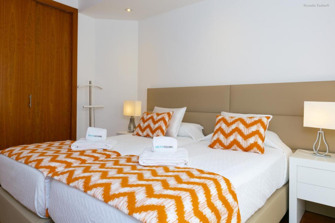 Luzbay Pool Apartments Ngoại thất bức ảnh