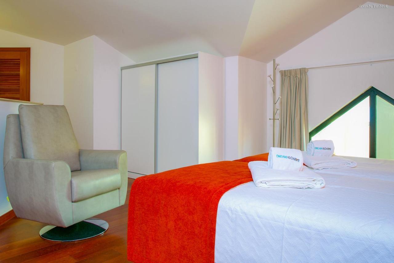 Luzbay Pool Apartments Ngoại thất bức ảnh