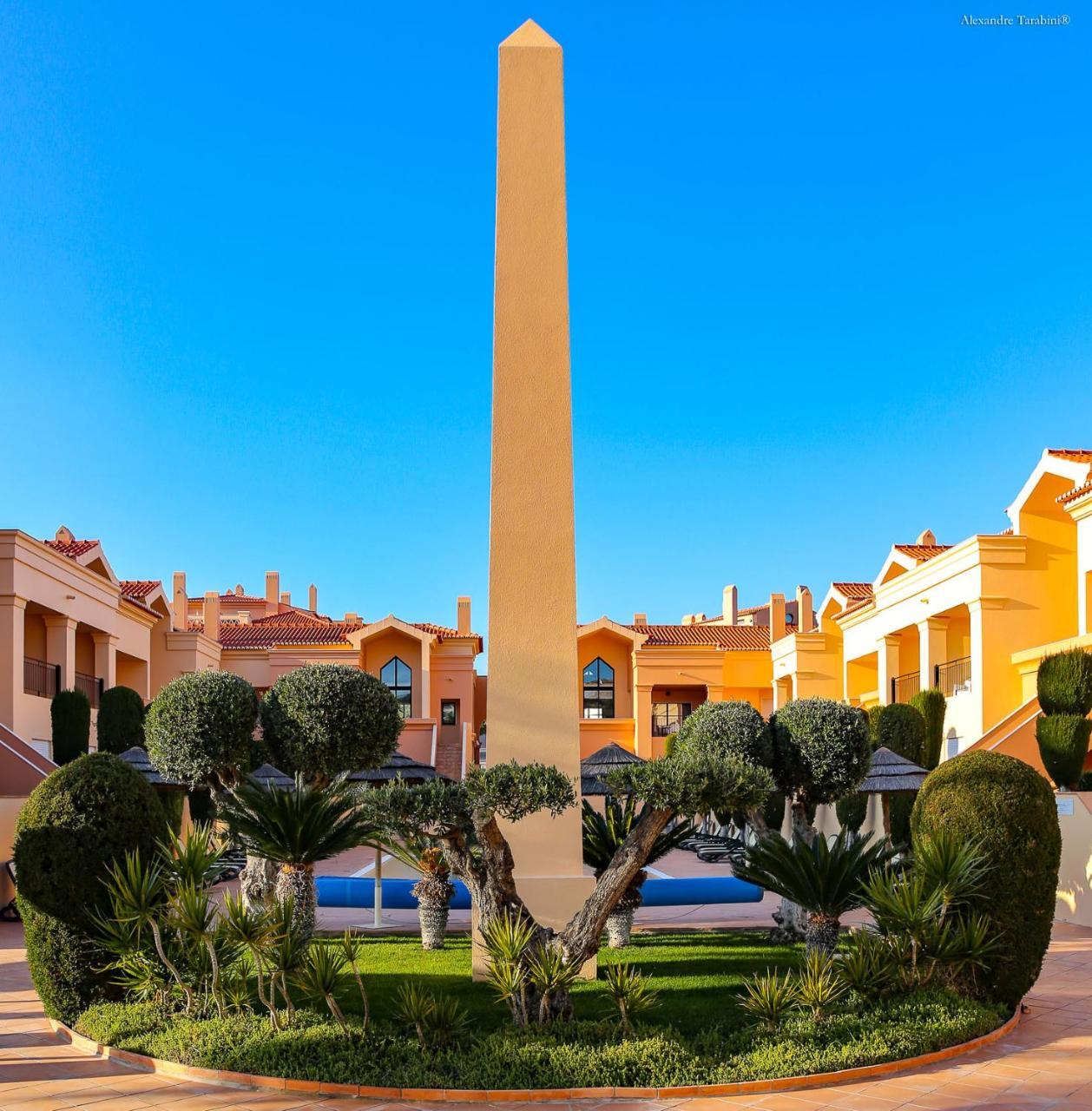 Luzbay Pool Apartments Ngoại thất bức ảnh
