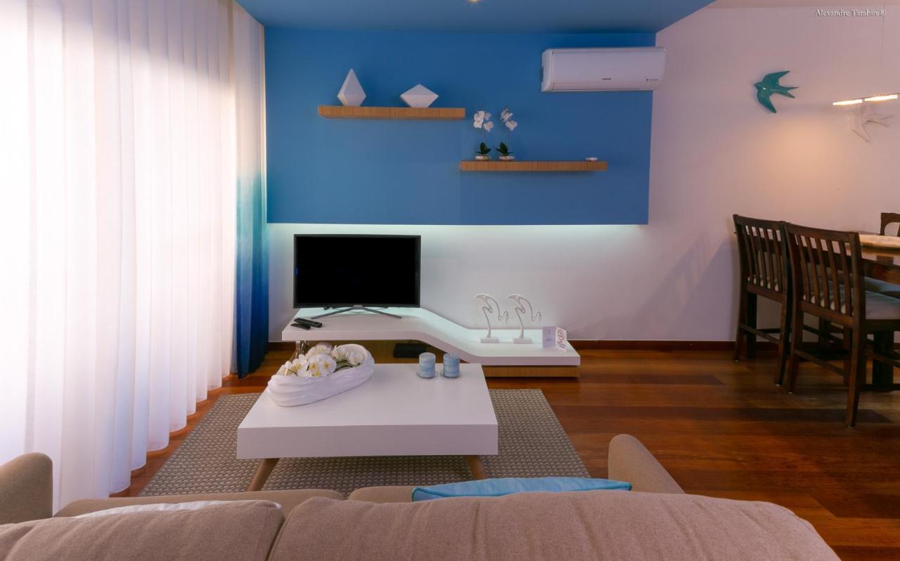 Luzbay Pool Apartments Ngoại thất bức ảnh